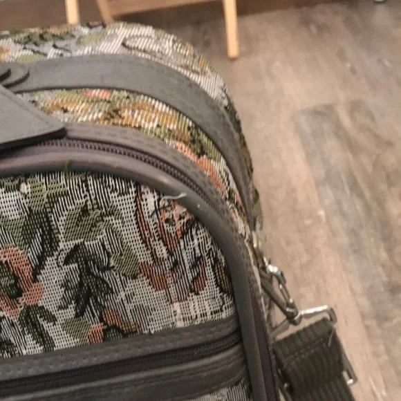 Jordache Patterned Luggage Set - Picture 14 of 16